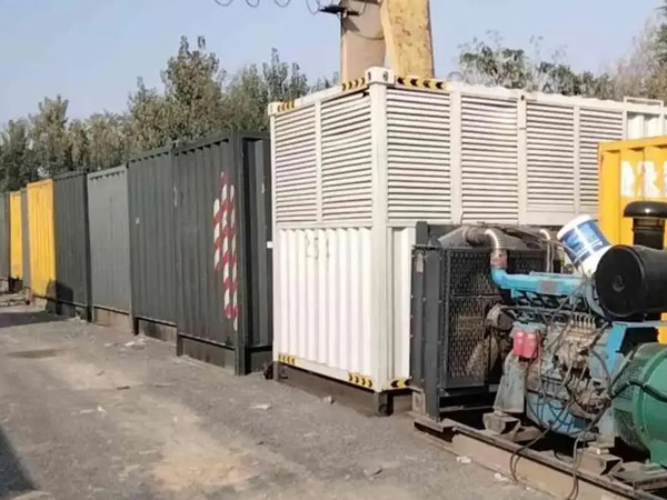 宁河200KW柴油发电机机组每小时油耗是多少？